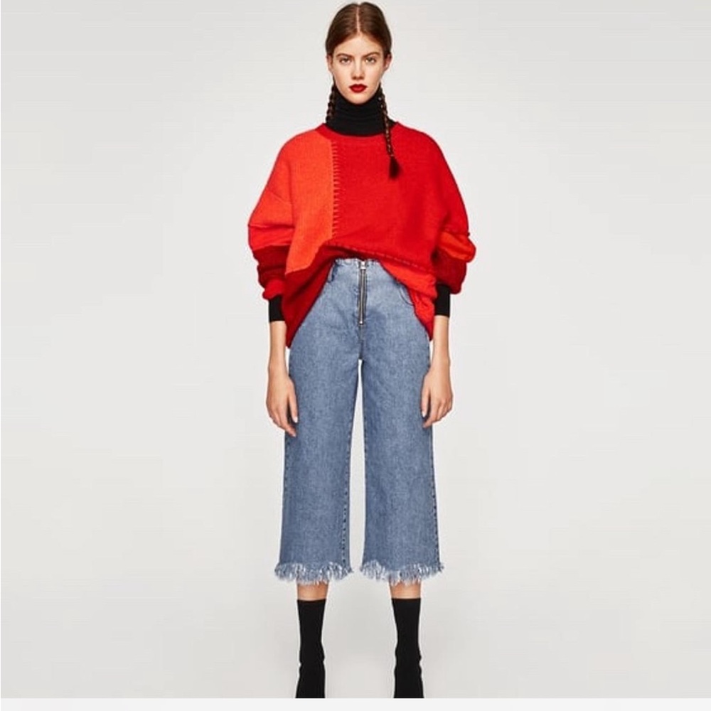 Zara Women’s Culotte Medium Wash Raw Hem Jeans Size 6‎